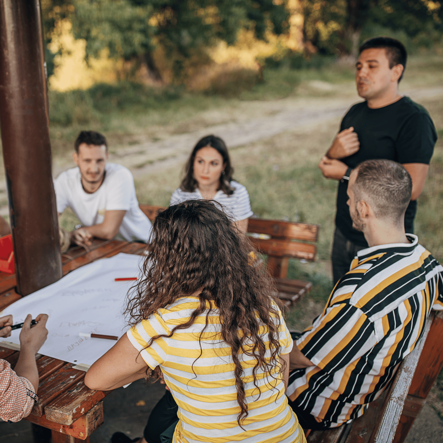 Arreglos y asistencia de grupos